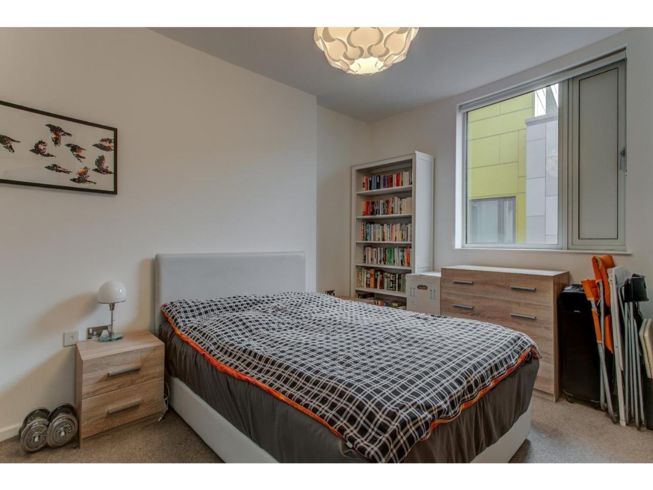 Stylish And Charming Apt For Up To 4, Manchester Apartment Bagian luar foto